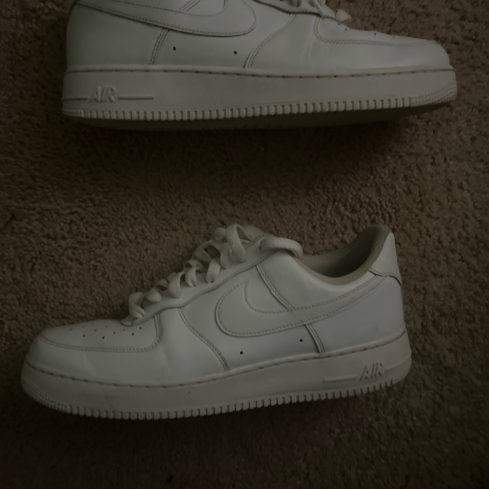 Nike Light Gray Sneakers